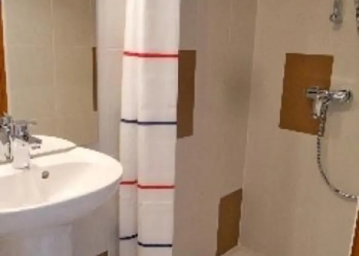 Avec Cuisine Equipee Et Wifi, Proche Nature Et Activites Aquatiques - Fr-1-410-198 *