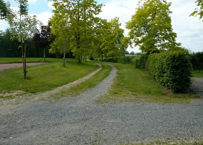 Avec Cuisine Equipee Et Wifi, Proche Nature Et Activites Aquatiques - Fr-1-410-198 בית נופש Epineu-le-Chevreuil